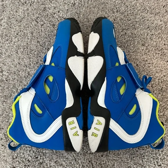Nike Air Diamond Turf 2, Royal blue, Boys (Youth). No tag/box. - Picture 5 of 9